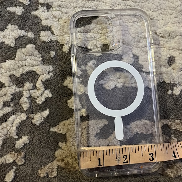 ZAGG clear case protector for IPhone 13. - Picture 4 of 6